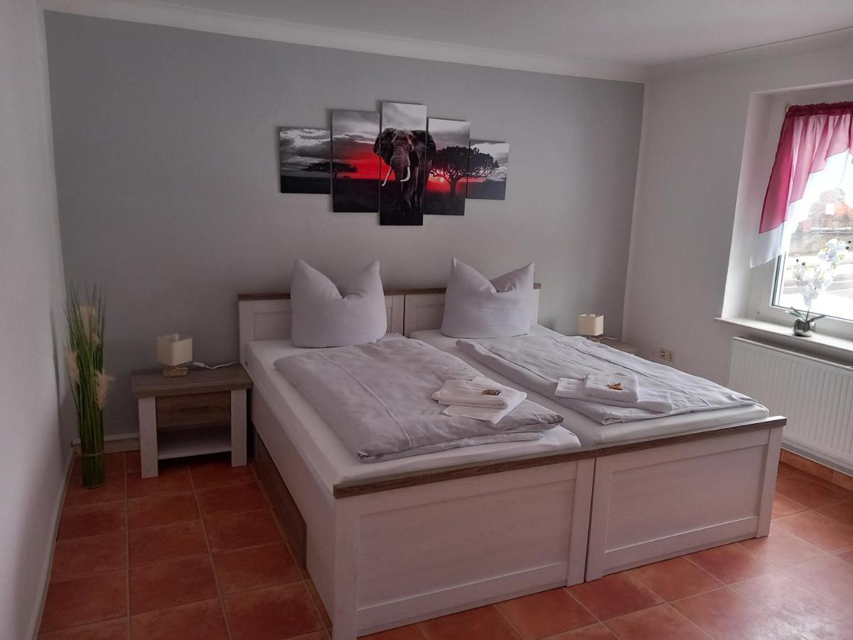 Hotel Eintracht 米特韦达 外观 照片