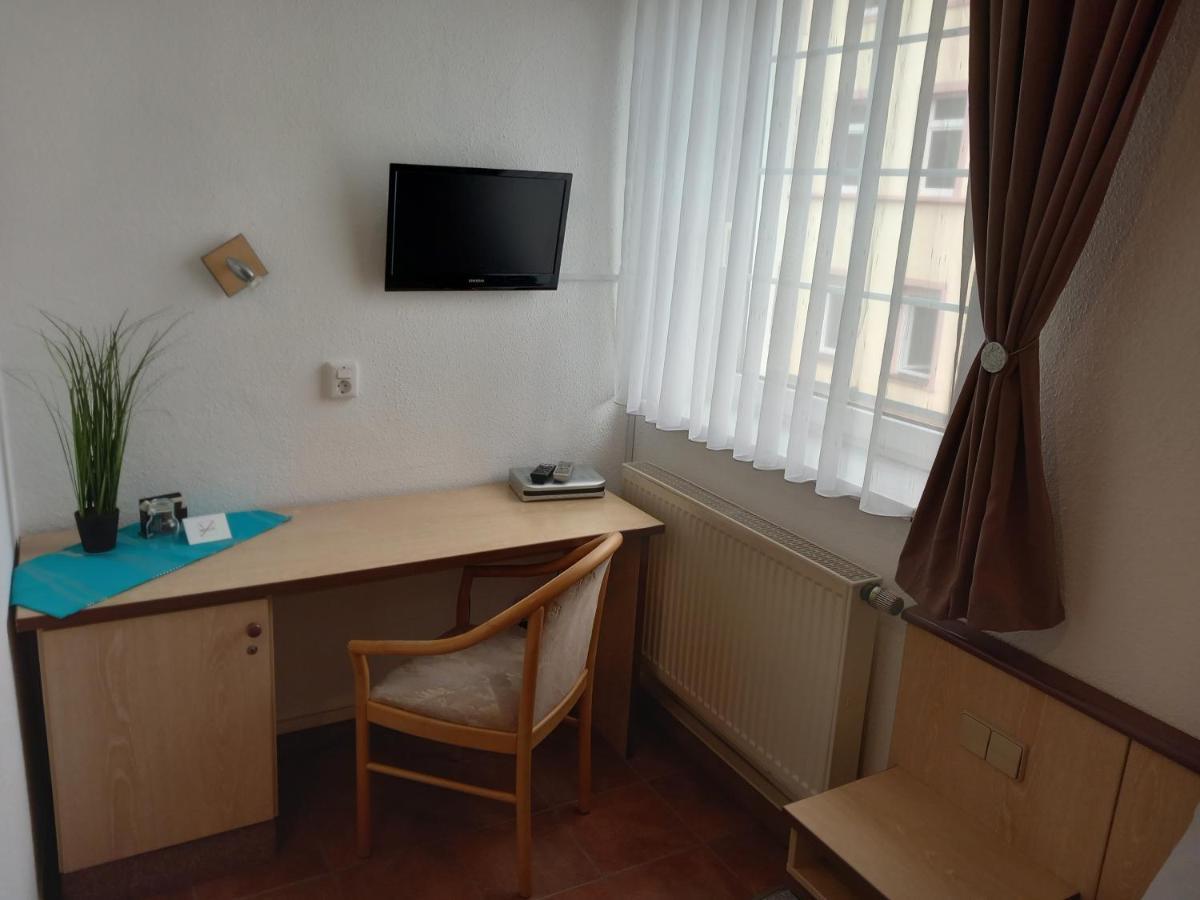 Hotel Eintracht 米特韦达 外观 照片