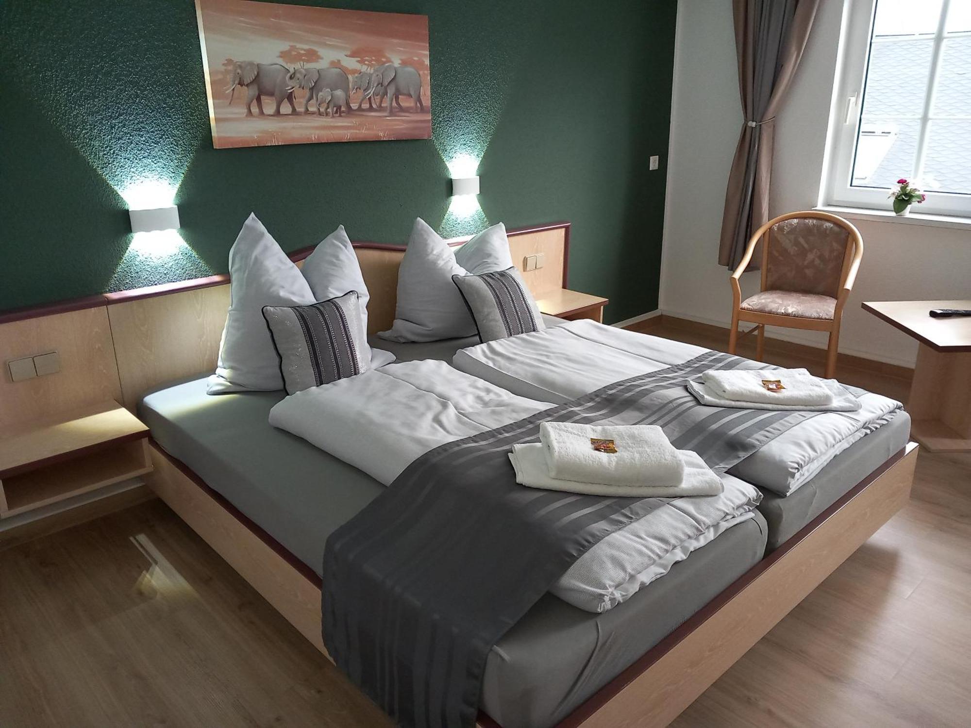 Hotel Eintracht 米特韦达 外观 照片