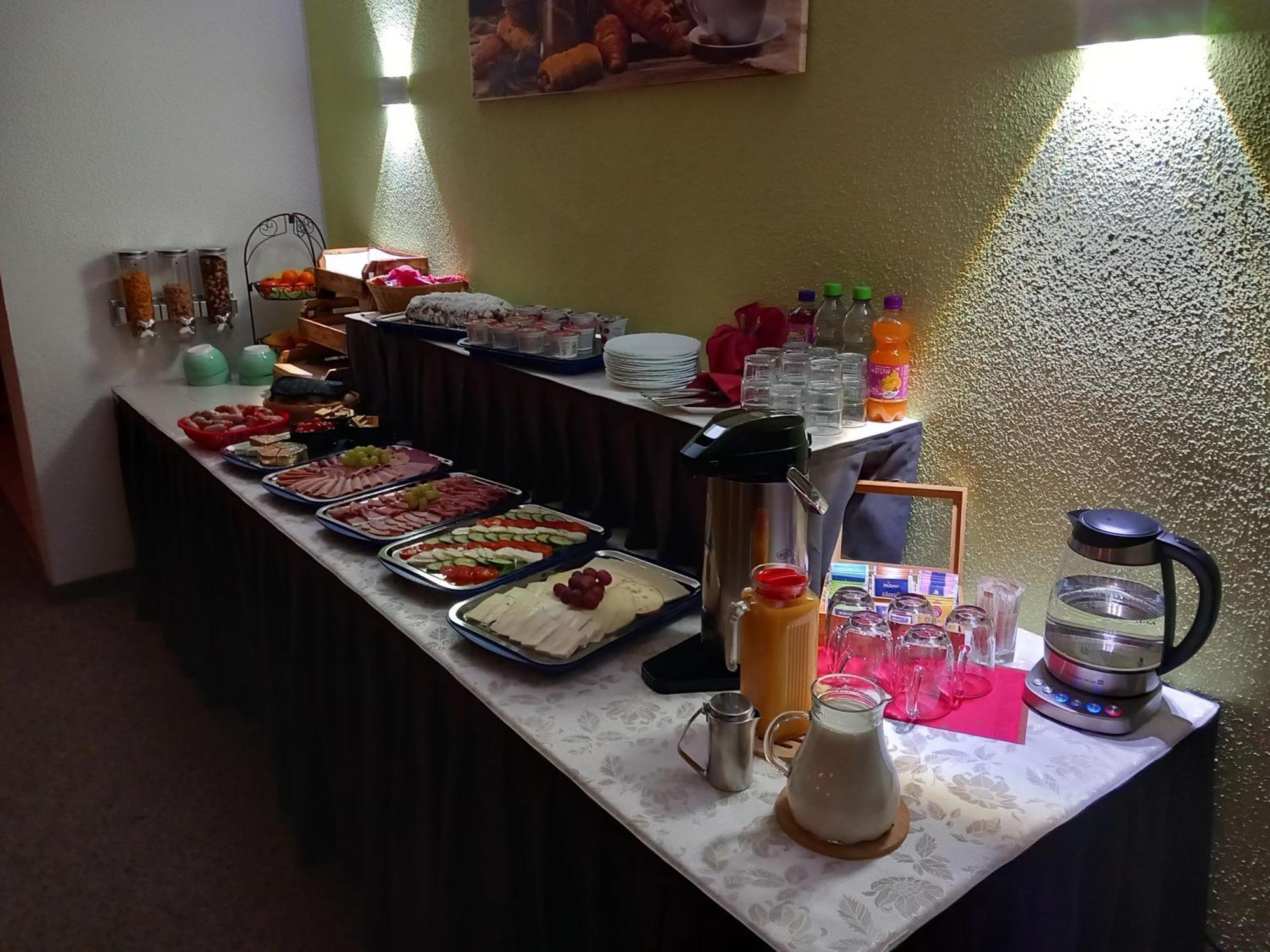 Hotel Eintracht 米特韦达 外观 照片