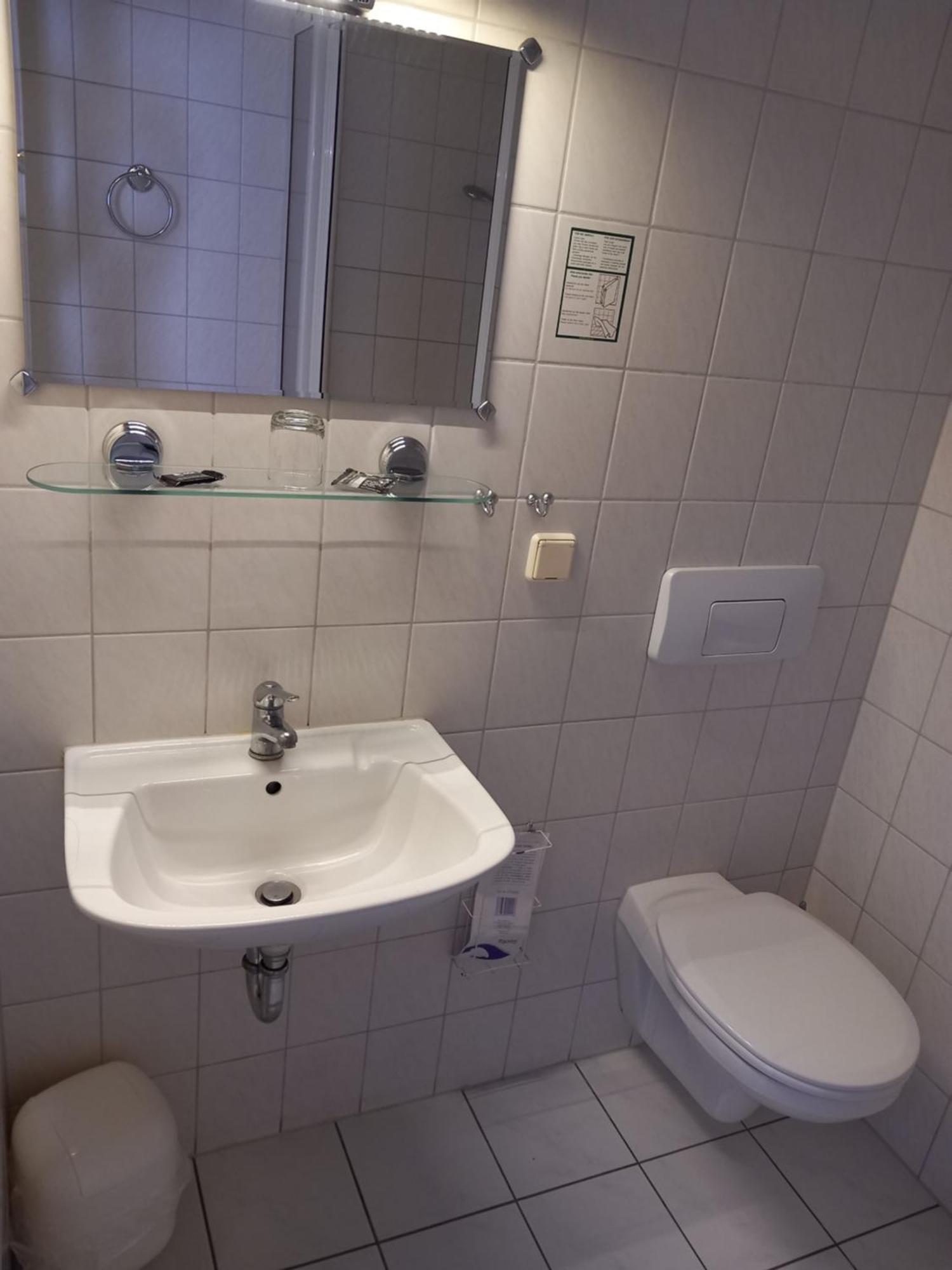 Hotel Eintracht 米特韦达 外观 照片